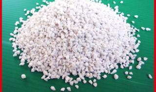 珍珠岩颗粒图片 珍珠岩颗粒图片